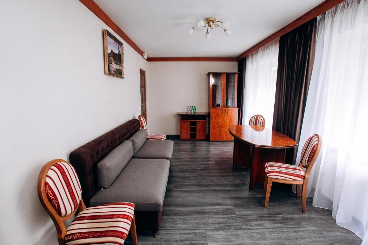 Stanislavsky Hotel Group ياريمتشي المظهر الخارجي الصورة