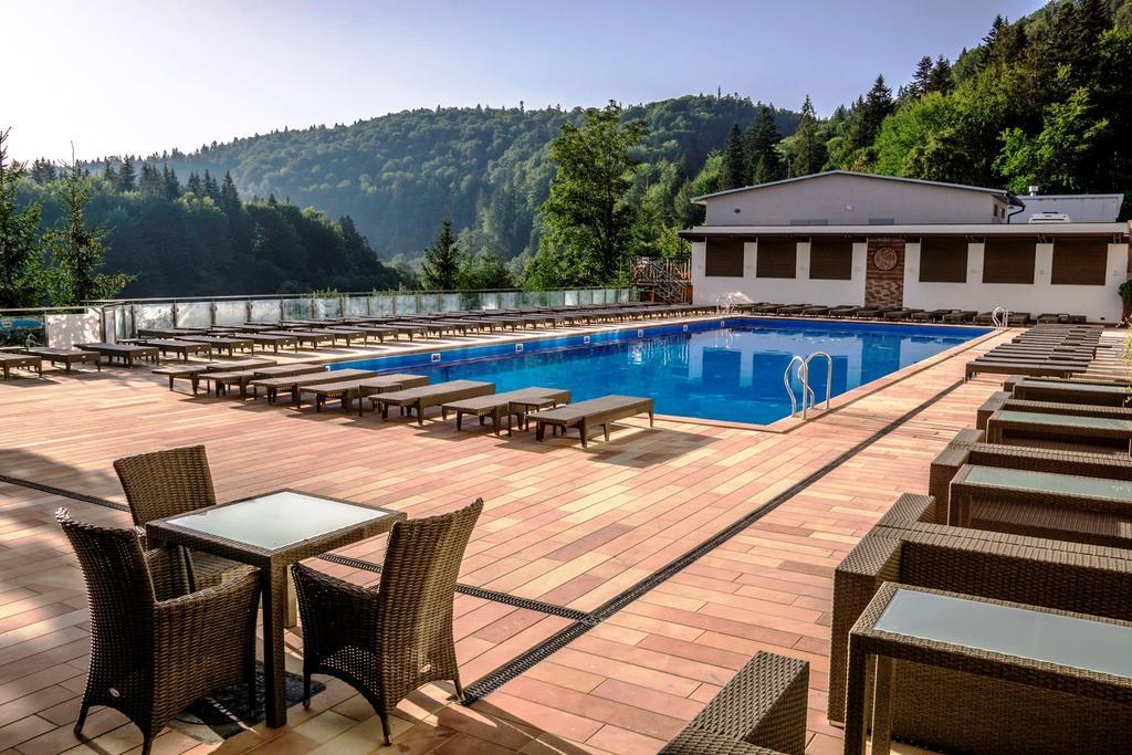 Stanislavsky Hotel Group ياريمتشي المظهر الخارجي الصورة